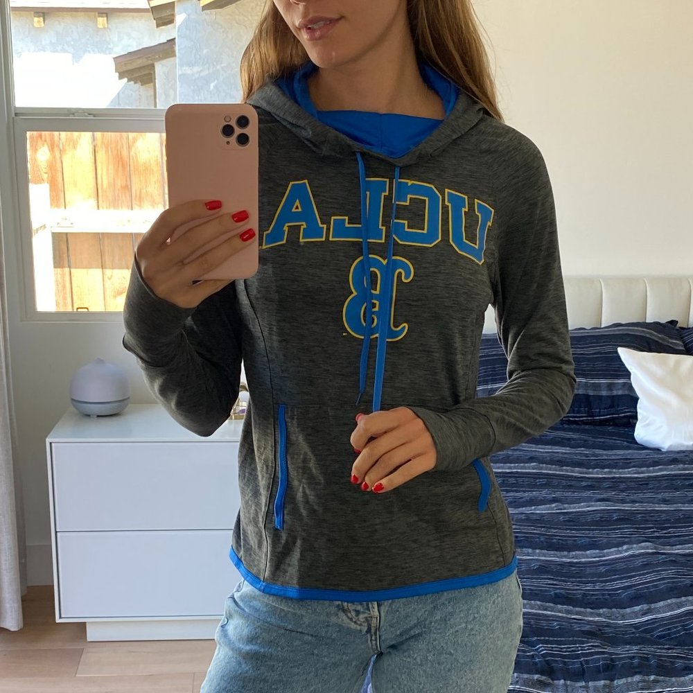 UCLA Bruins Sweatshirt - S Size - NEW [With tags] - Grey